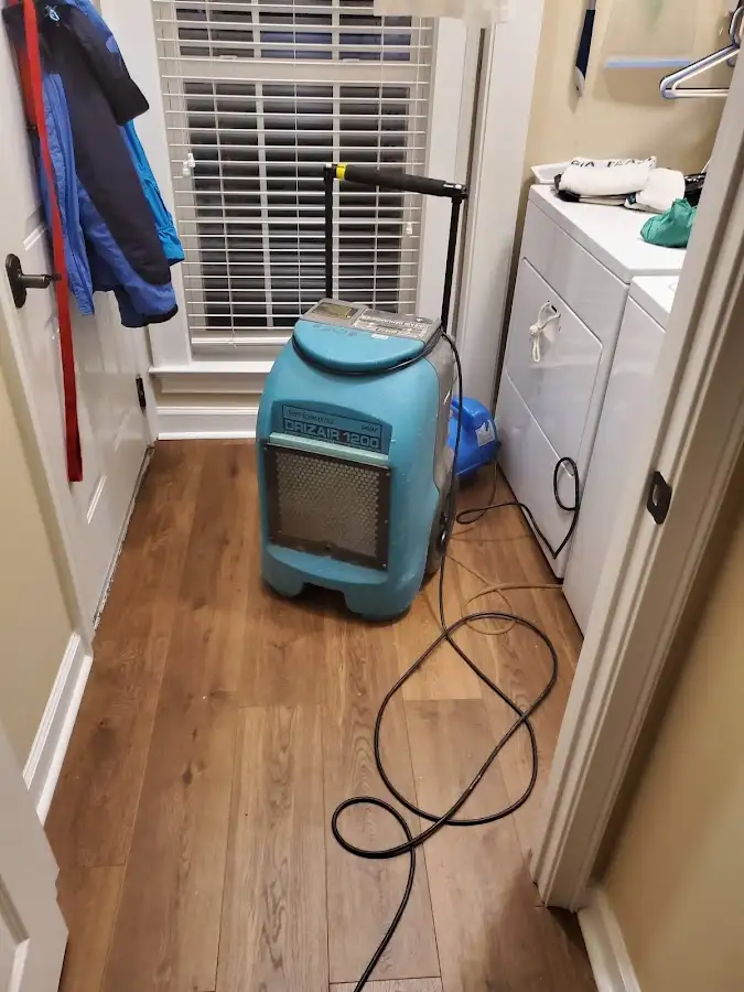 Commercial dehumidifier deployed for Crawl Space Restoration in Atlantic Beach
